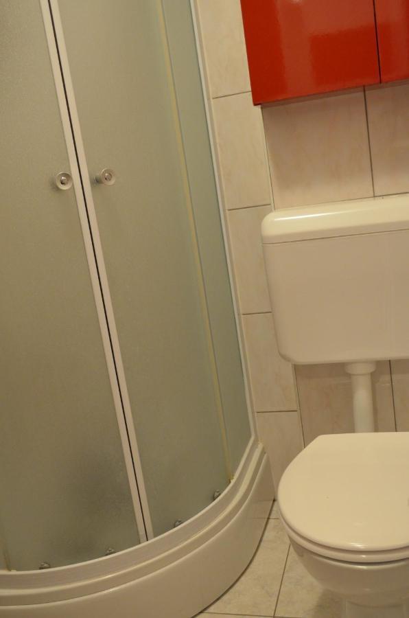 Mihaela Studio Apartmans 150M Near The Beach Каштела Экстерьер фото